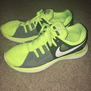 Nike lunar flash+ size US 8.5 excellent condition